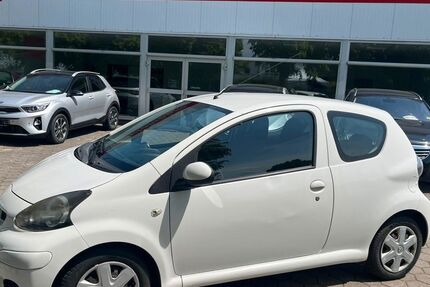 Toyota Aygo (X) 129.168 km 1.699 € Nessetal/OT Goldbach 99869