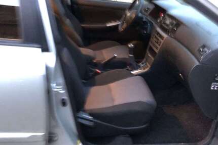 Toyota Corolla 224.000 km 3.100 &euro; Erfurt 99086