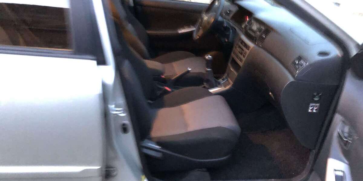 Toyota Corolla 224.000 km 3.100 &euro; Erfurt 99086