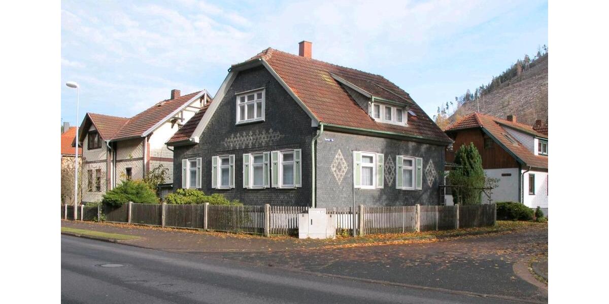 Einfamilienhaus Ohrdruf - 6 Zimmer, 136 m&sup2;, 35.000&euro; | Angebot:26475058