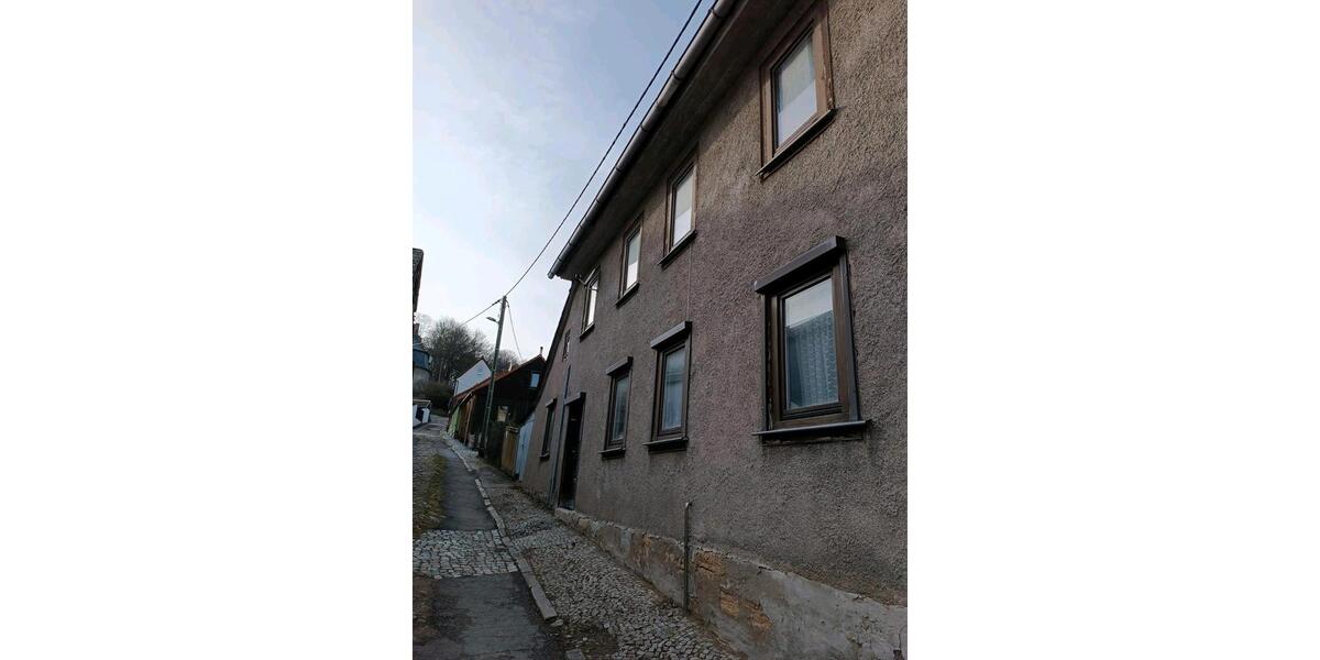 Einfamilienhaus Plaue - 6 Zimmer, 100 m&sup2;, 36.000&euro; | Angebot:26816002