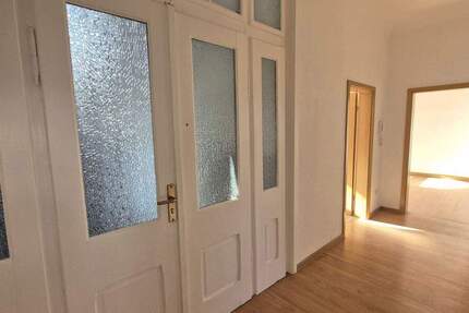 Wohnung Gotha - 4 Zimmer, 91 m&sup2;, 732&euro; | Angebot:25279650