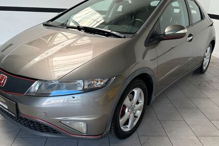 Honda Civic 266.415 km 2.690 € Dachwig 99100