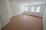 Hinterhaus mit 3 Zimmern, Terrasse, Wintergarten, Gäste-WC in der Eugen-Richter-Straße