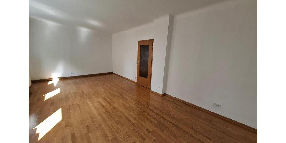 Erdgeschoßwohnung Gotha - 2 Zimmer, 62 m&sup2;, 88.000&euro; | Angebot:26623718