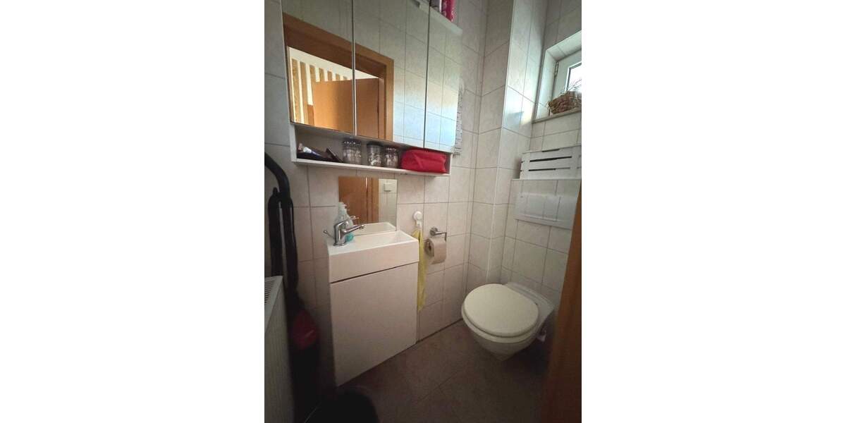 Doppelhaushälfte Ohrdruf - 4 Zimmer, 95 m&sup2;, 195.000&euro; | Angebot:25386914