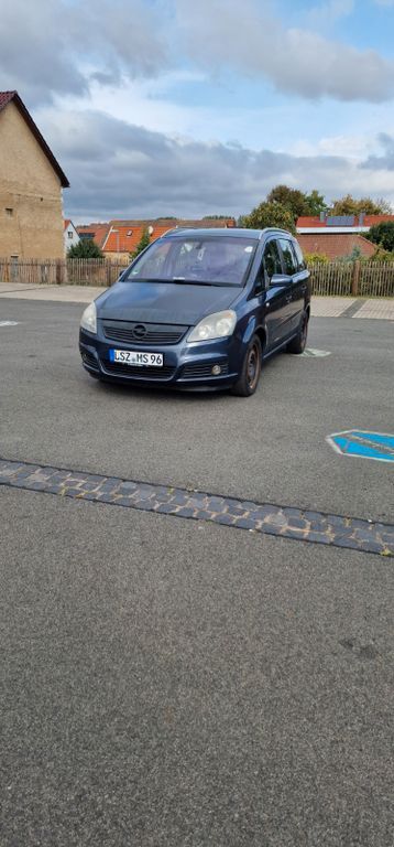 Opel Zafira 241.000 km 2.900 € Herbsleben 99955