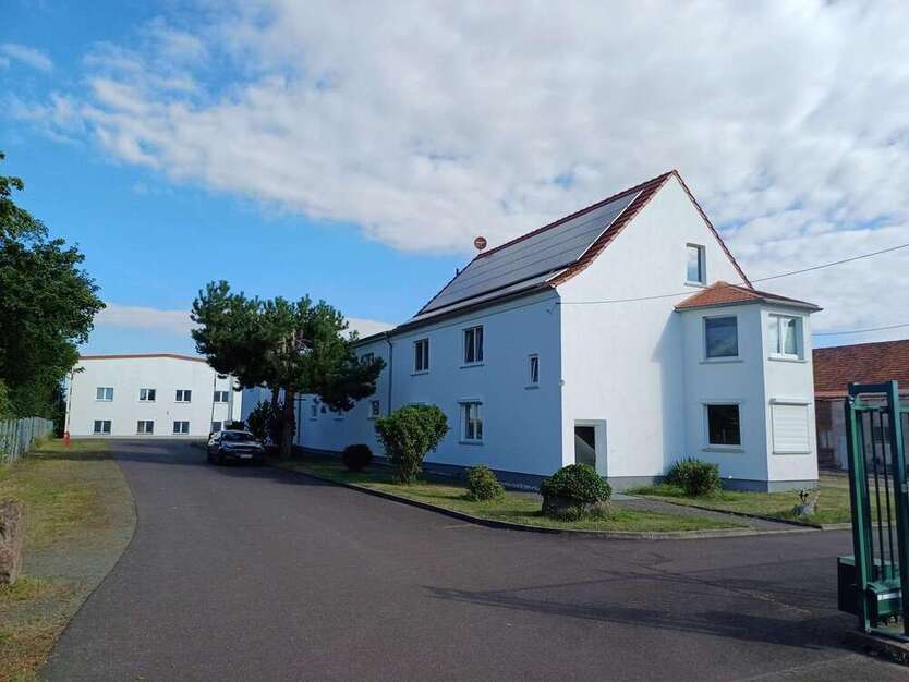 Halle in Wahlwinkel 750.000 € 1100 m²