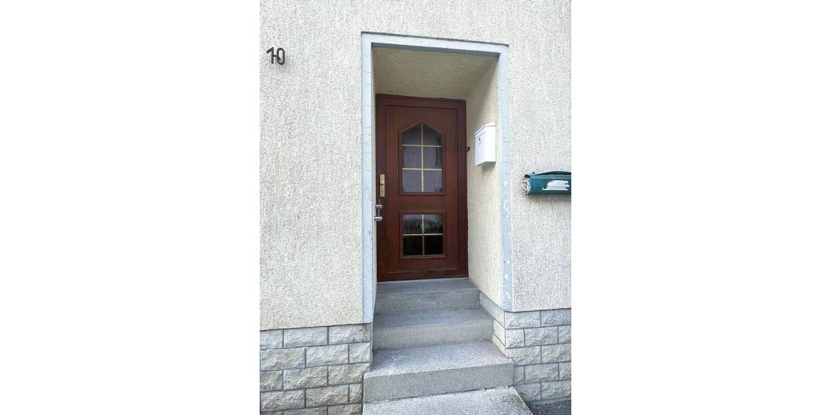 Klein & fein: Hübsch saniertes, kleines Wohnhaus wird geboten ! 2 zimmer