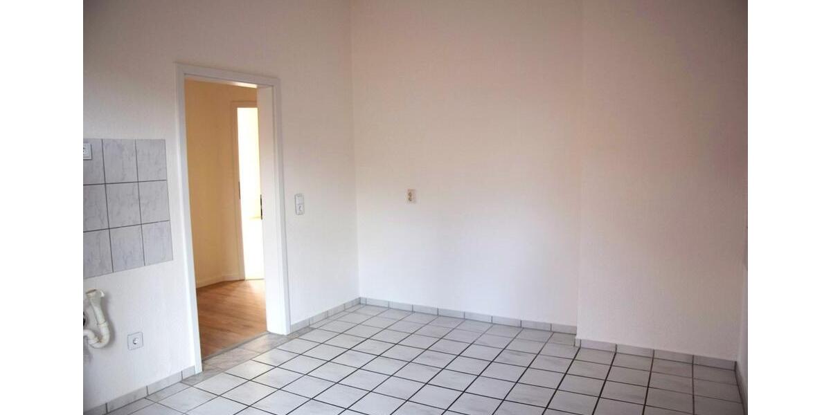 großzügige und helle 3-Raumwohnung in guter Lage von Apolda 3 zimmer