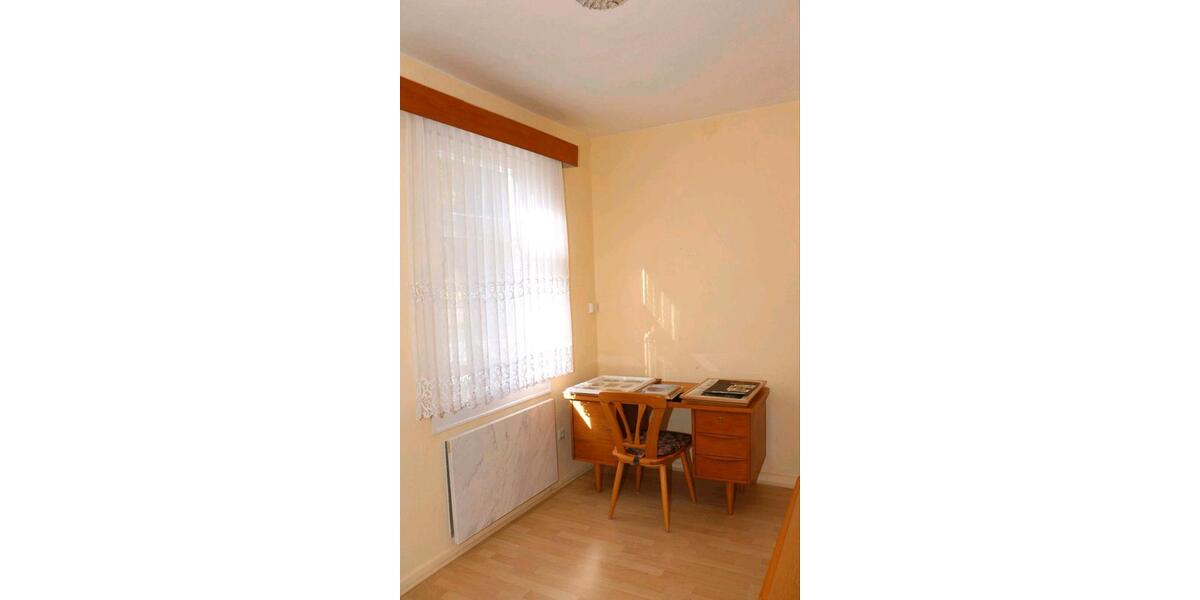 Einfamilienhaus Ohrdruf - 6 Zimmer, 136 m&sup2;, 35.000&euro; | Angebot:26475058