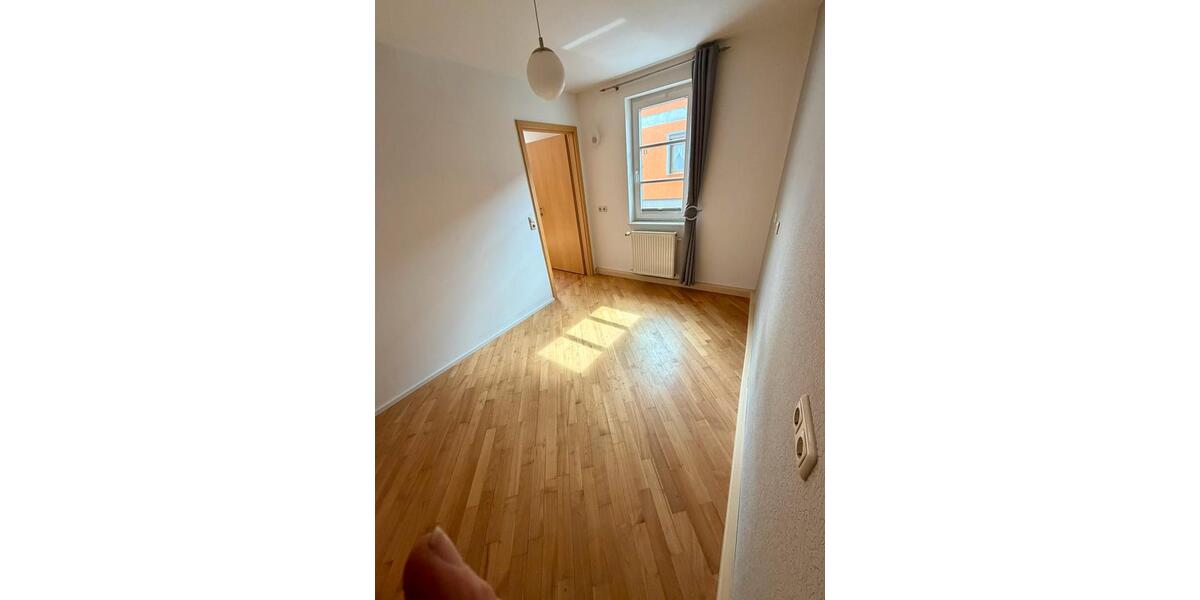 Einfamilienhaus Herbsleben - 5 Zimmer, 120 m&sup2;, 1.000&euro; | Angebot:27583555