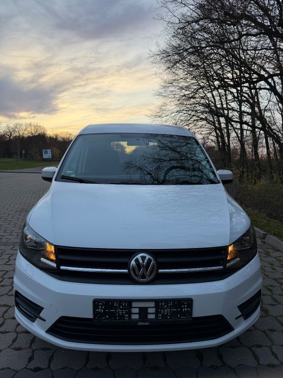 VW Caddy 148.080 km 15.200 € Ettersburg 99439
