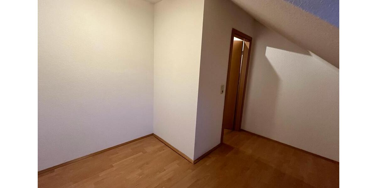 Dachgeschoßwohnung Weimar - 2 Zimmer, 45 m&sup2;, 499&euro; | Angebot:25421287
