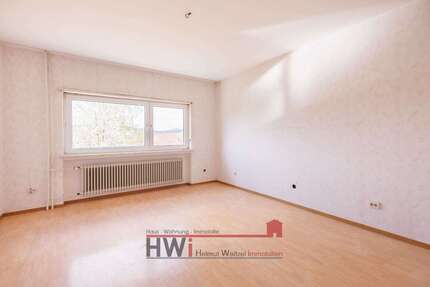 Haus zum Kaufen in Marburg 230.000 € 185 m²