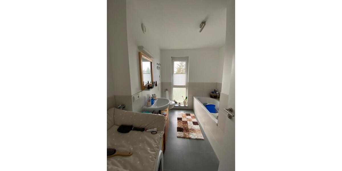 Etagenwohnung Erfurt Linderbach - 3 Zimmer, 71 m&sup2;, 846&euro; | Angebot:26250025