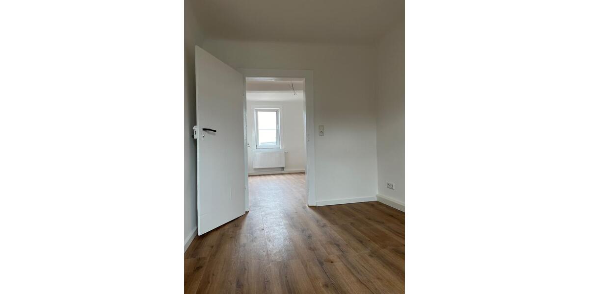 Etagenwohnung Gotha - 2.5 Zimmer, 48 m&sup2;, 460&euro; | Angebot:25570906