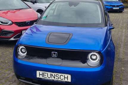 Honda e 24.629 km 17.200 € Erfurt 99099