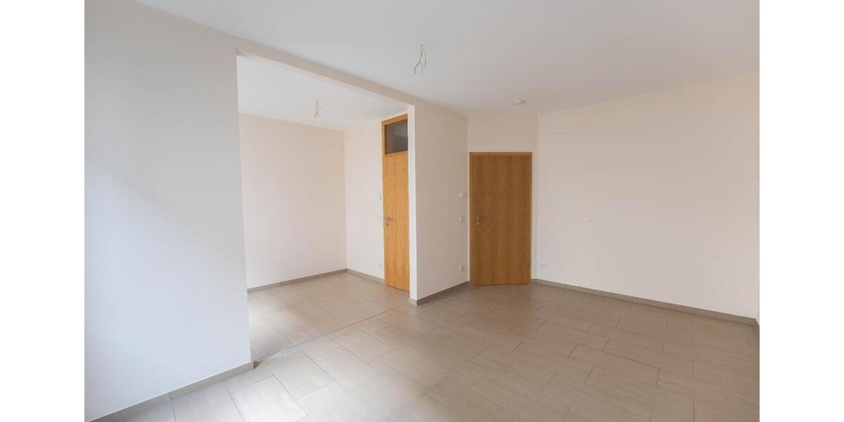 Traumhafte 4 Zimmer-Wohnung mit Tiefgarage und Terrasse in der Südstadt 4 zimmer