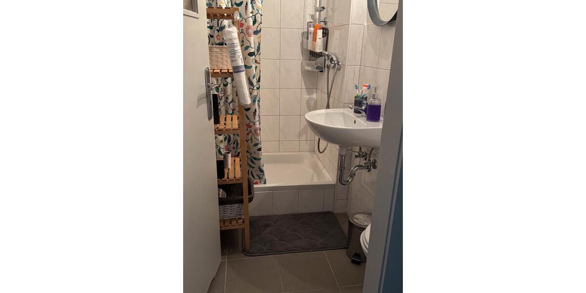 Erdgeschoßwohnung Weimar Ehringsdorf - 1 Zimmer, 24 m&sup2;, 265&euro; | Angebot:25406335