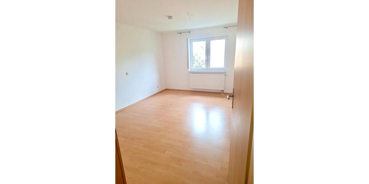 Etagenwohnung Erfurt Johannesvorstadt - 3 Zimmer, 89 m&sup2;, 1.068&euro; | Angebot:26648808