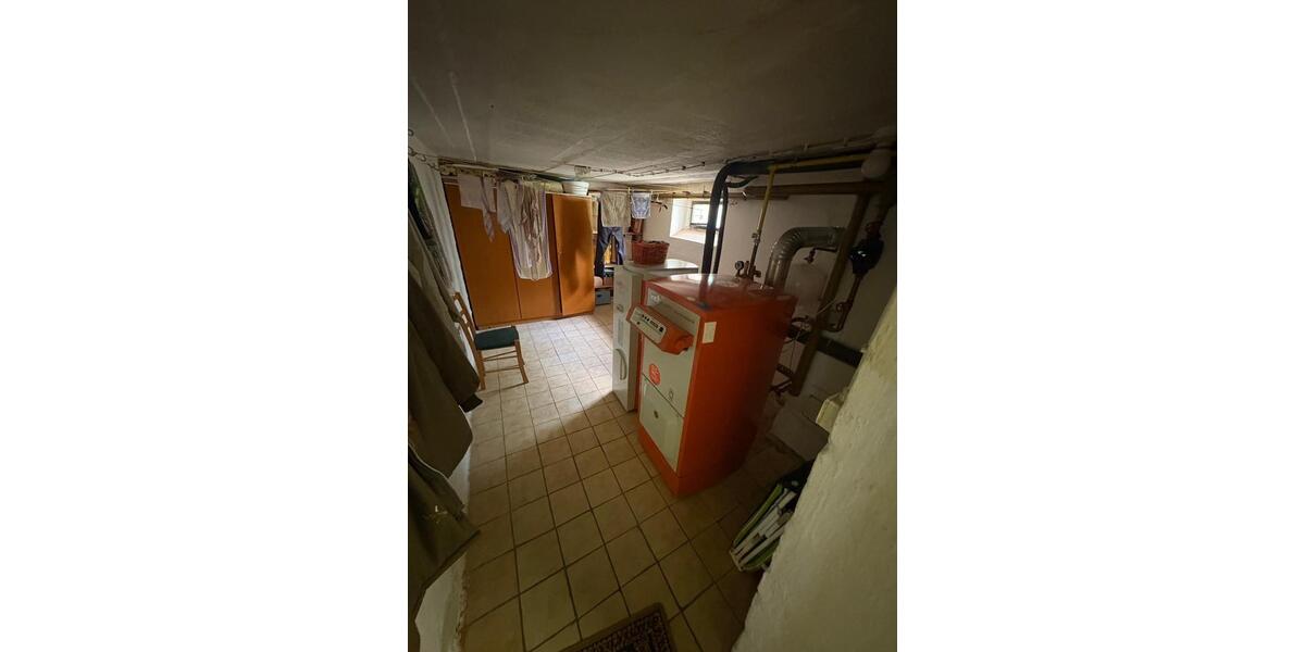 Einfamilienhaus Arnstadt - 10 Zimmer, 160 m&sup2;, 350.000&euro; | Angebot:27027008