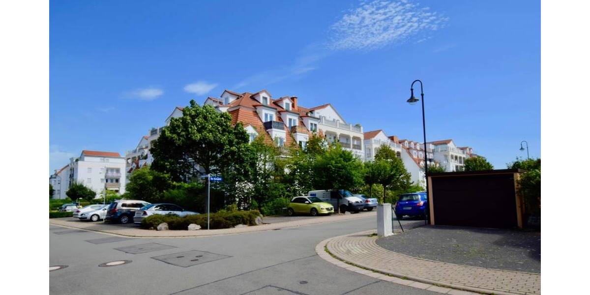 Moderne, bezugsbereite 1Raumwohnung mit Einbauküche & Stellplatz 1 zimmer