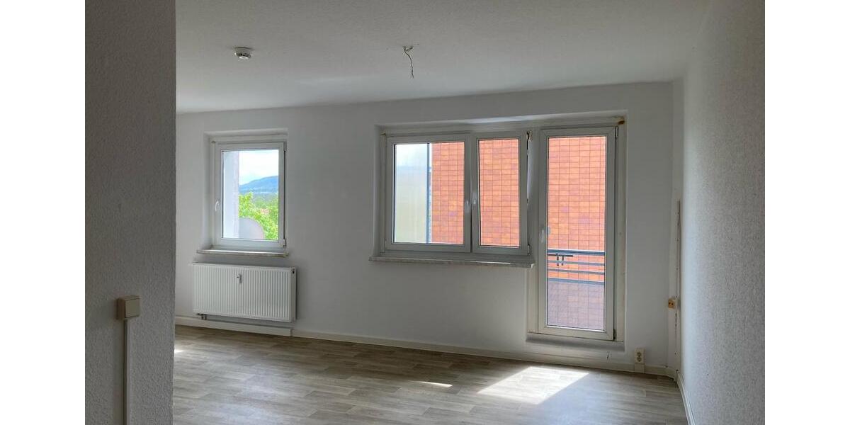 Dachgeschoßwohnung Ohrdruf - 3 Zimmer, 61 m&sup2;, 395&euro; | Angebot:26578232
