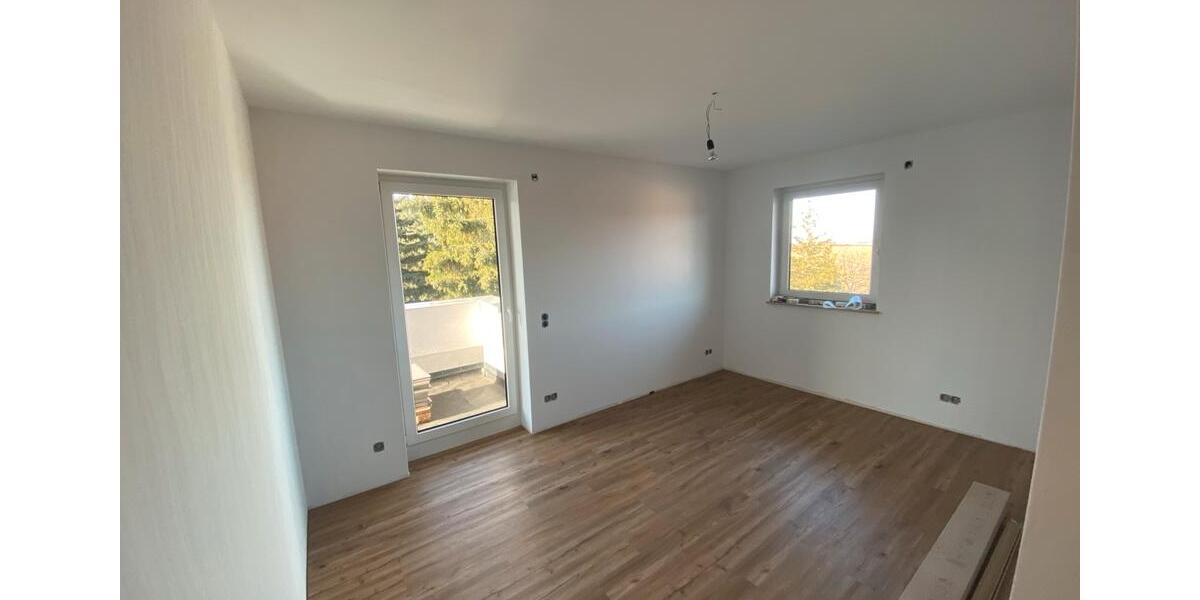 Einfamilienhaus Bad Berka - 2 Zimmer, 82 m&sup2;, 1.150&euro; | Angebot:24787376