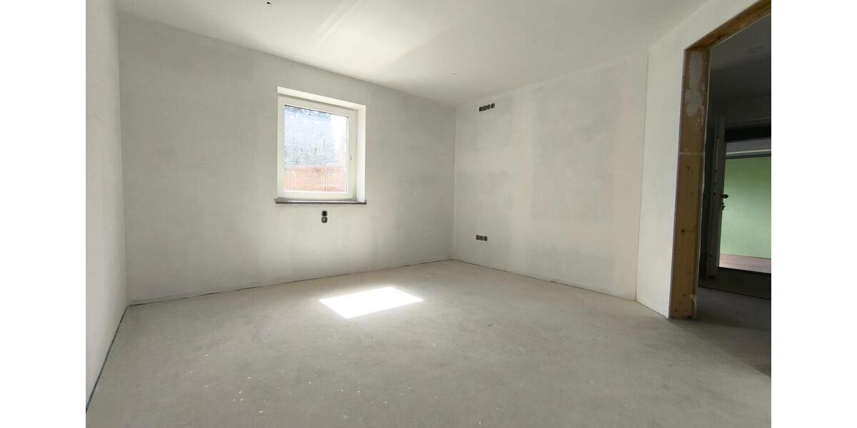 Reihenhaus Arnstadt - 6 Zimmer, 175 m&sup2;, 1.500&euro; | Angebot:27624846