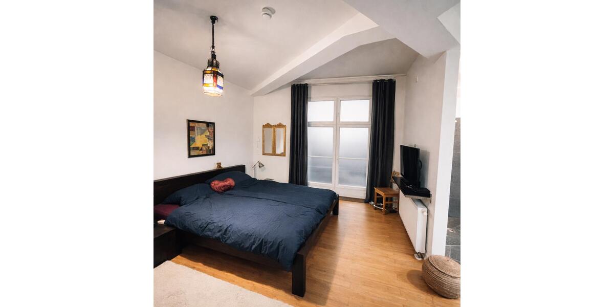 Erdgeschoßwohnung Erfurt - 4 Zimmer, 194 m&sup2;, 2.150&euro; | Angebot:25790850