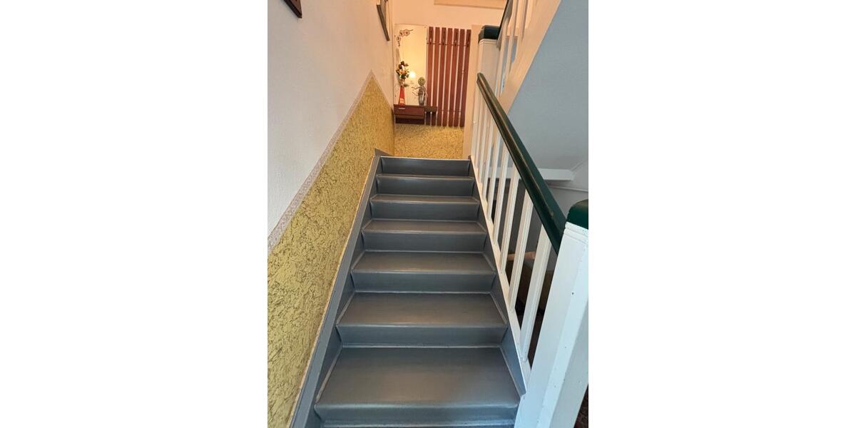 Reihenhaus Ohrdruf - 7 Zimmer, 128 m&sup2;, 150.000&euro; | Angebot:26962381