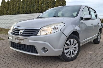 Dacia Sandero 98.081 km 899 &euro; Neudietendorf 99192