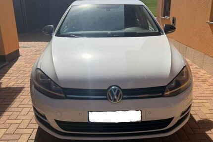 VW Golf 210.000 km 7.499 &euro; Bösleben-Wüllersleben 99310