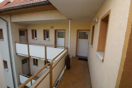 - Vermietet und Provisionsfrei - 2-Zi.-Wohnung mit Wintergarten im Herzen von Erfurt! 2 zimmer