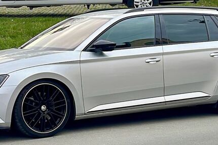 Skoda Superb 111.900 km 22.799 &euro; Am Ettersberg 99439