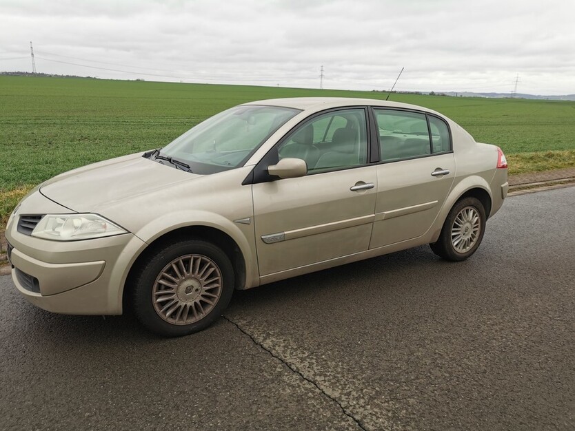 Renault Megane 116.433 km 3.200 € Erfurt 99084