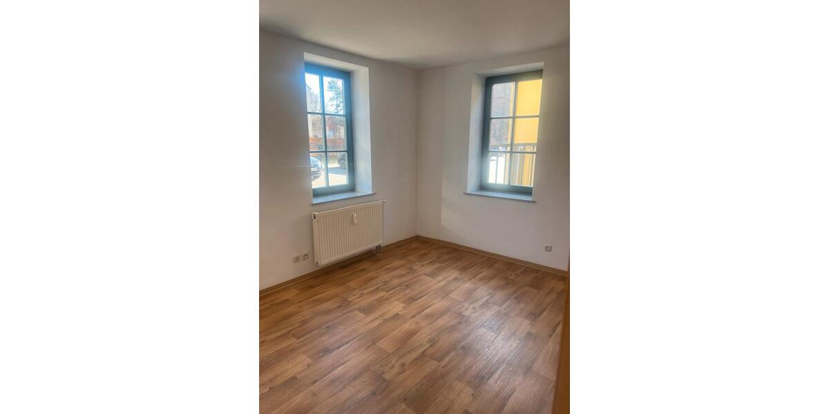 Erdgeschoßwohnung Elxleben - 3 Zimmer, 72 m&sup2;, 900&euro; | Angebot:25325663