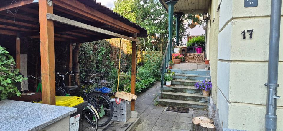 Doppelhaushälfte in Weimar-Parkvorstadt mit kleinem Garten v. pri 11 zimmer