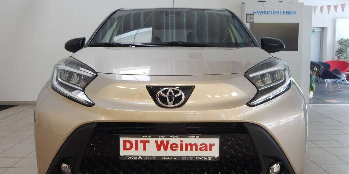 Toyota Aygo 14.000 km 17.890 &euro; Weimar-Süßenborn 99425