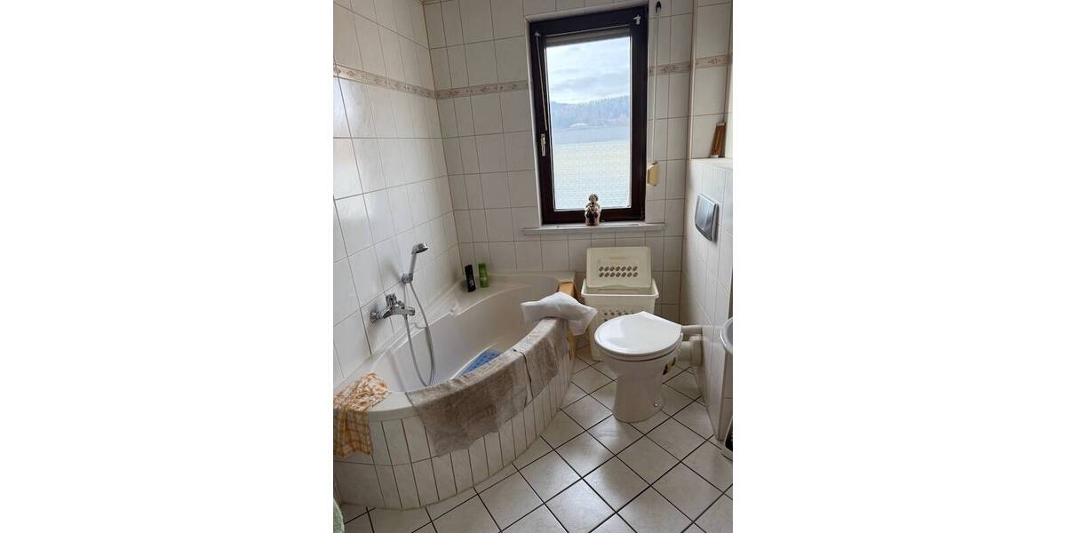 Mehrfamilienhaus, Wohnhaus Geratal - 6 Zimmer, 115 m&sup2;, 120.000&euro; | Angebot:25796922