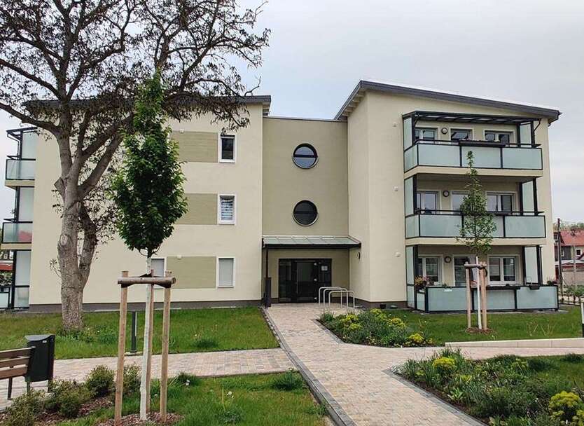 Wohnung zum Mieten in Sömmerda 787 € 69.64 m² 2 zimmer