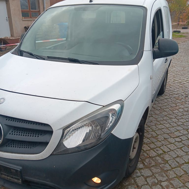 Mercedes-Benz Citan 174.000 km 4.300 € Erfurt 99086