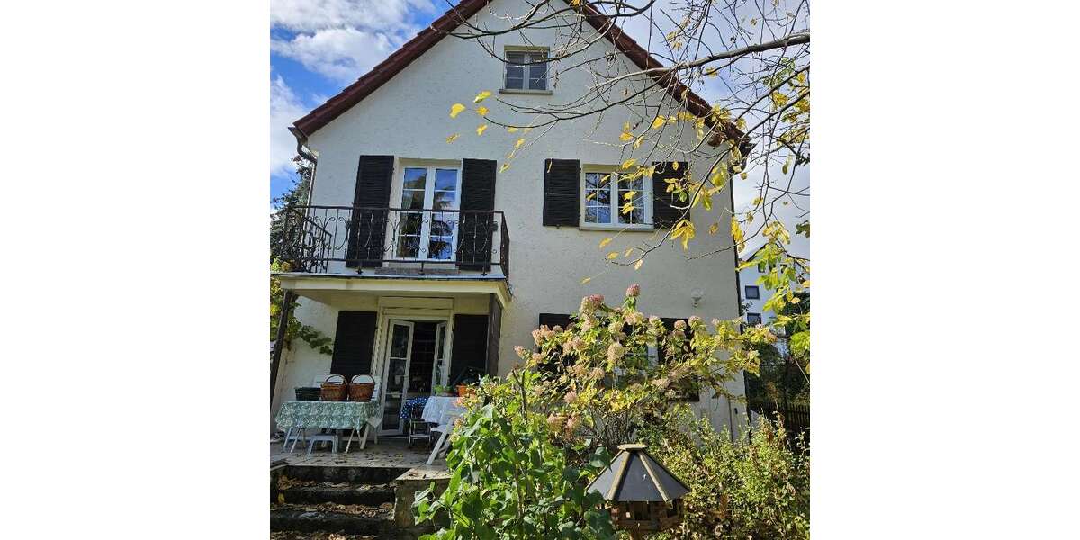 Haus zum Kaufen in Erfurt 740.000 € 145 m² 6 zimmer