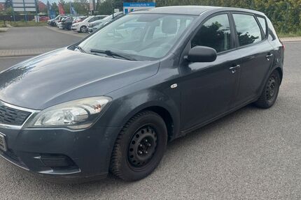 Kia ceed / Ceed 226.000 km 1.200 &euro; Erfurt 99087
