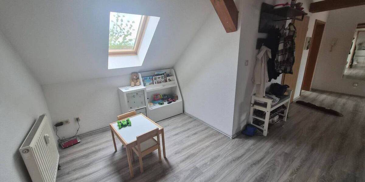 Etagenwohnung Gotha - 3 Zimmer, 75 m&sup2;, 590&euro; | Angebot:26763990