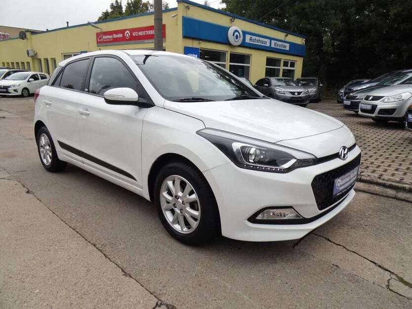 Hyundai i20 48.000 km 10.990 € Amt Wachsenburg OT Ichtershausen 99334