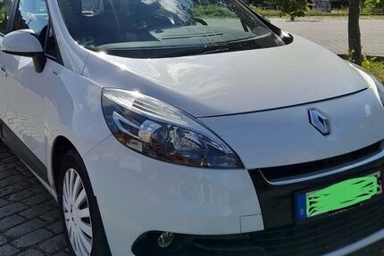 Renault Scenic 71.900 km 7.200 € Weimar 99428