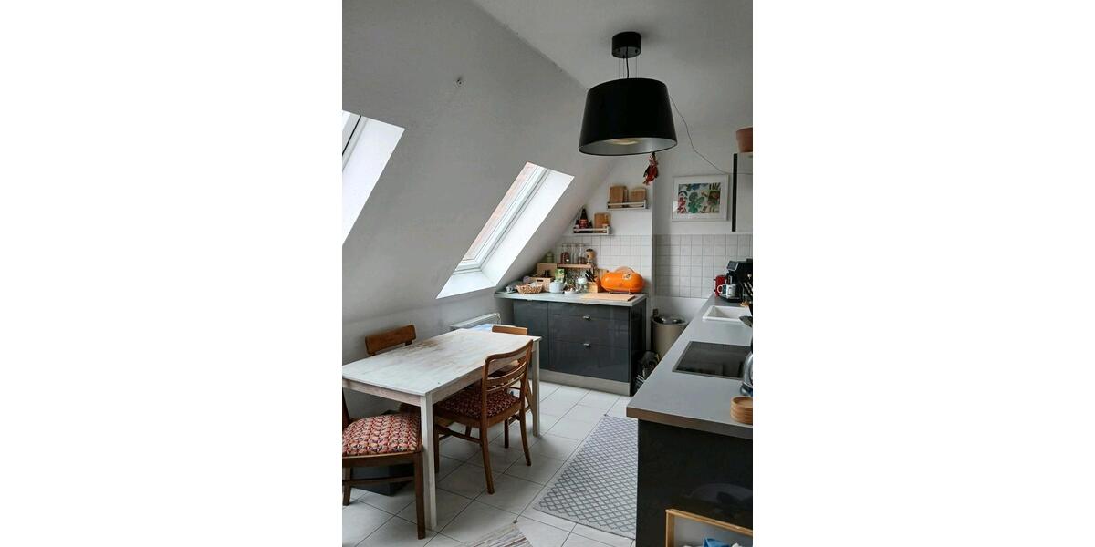 Dachgeschoßwohnung Erfurt - 3 Zimmer, 75 m&sup2;, 750&euro; | Angebot:26561387
