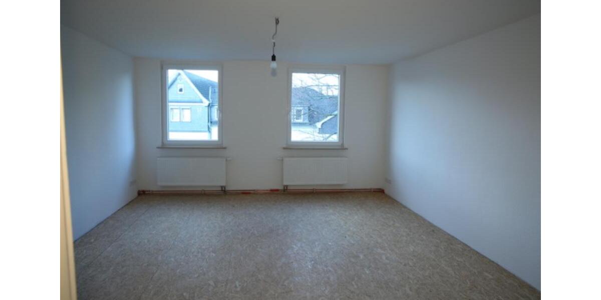 Etagenwohnung Ohrdruf - 6 Zimmer, 215 m&sup2;, 1.200&euro; | Angebot:12321985